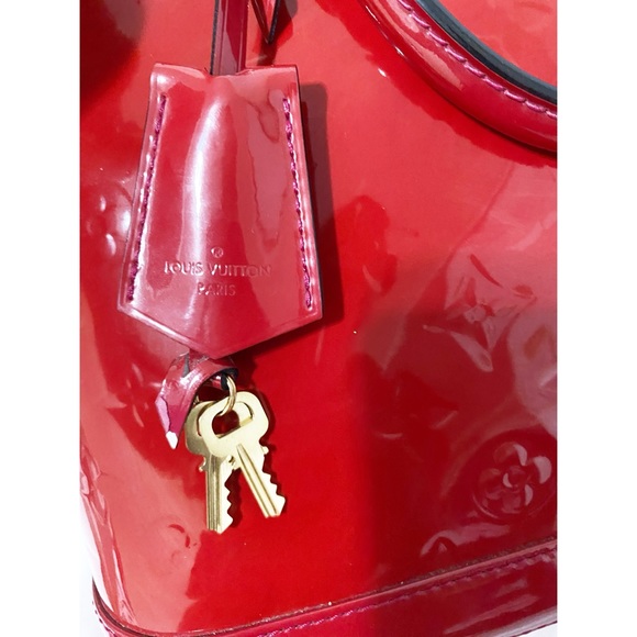 LOUIS VUITTON Monogram Vernis Alma PM Handbag Patent Leather Red. - Picture 7 of 11